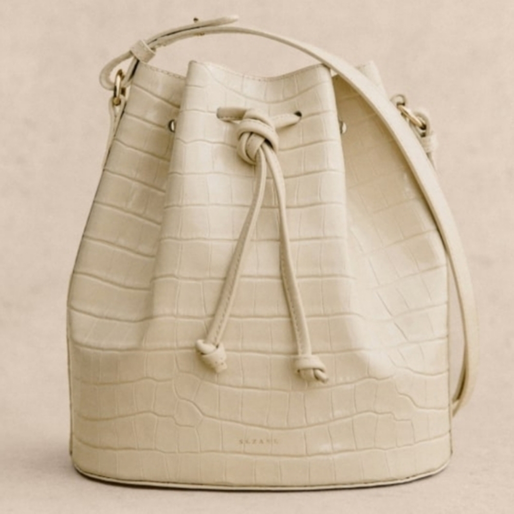 SEZANE FARROW CROSSBODY BUCKET BAG IN ECRU CROCO PRINT LEATHER - Picture 3 of 9